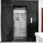 Lift hotel in varanasi near UP College